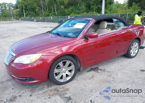 2012 Chrysler 200 Touring z USA, uszkodzony, nr VIN 1C3BCBEG6CN279919